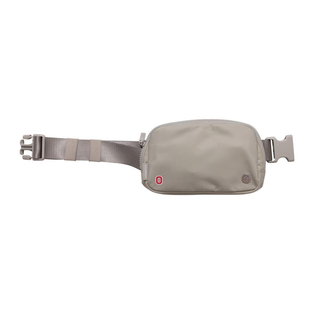 Lululemon Everywhere Belt Bag deals